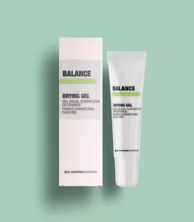 Anti-Pickel-Gel mit Teebaumöl und Zink. Summecosmetics