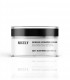 Leichte Gel-Creme-Textur auf der Haut aufgetragen. Summecosmetics
