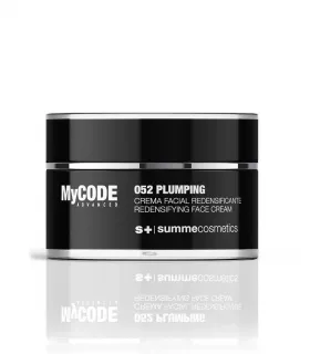 Auffüllende & Regenerierende Creme. Summecosmetics